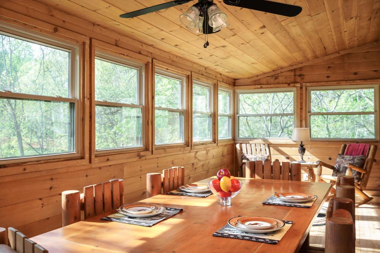 Glori'S Retreat, Game Room, 1089 Of Free Attraction Tickets For Each Paid Day, Dollywood And More Pigeon Forge Exterior foto